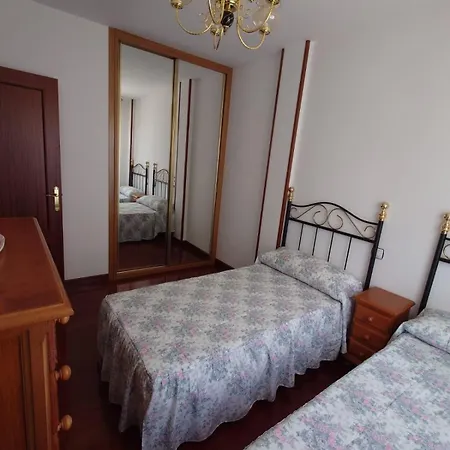 El Nogal Apartmán Colindres